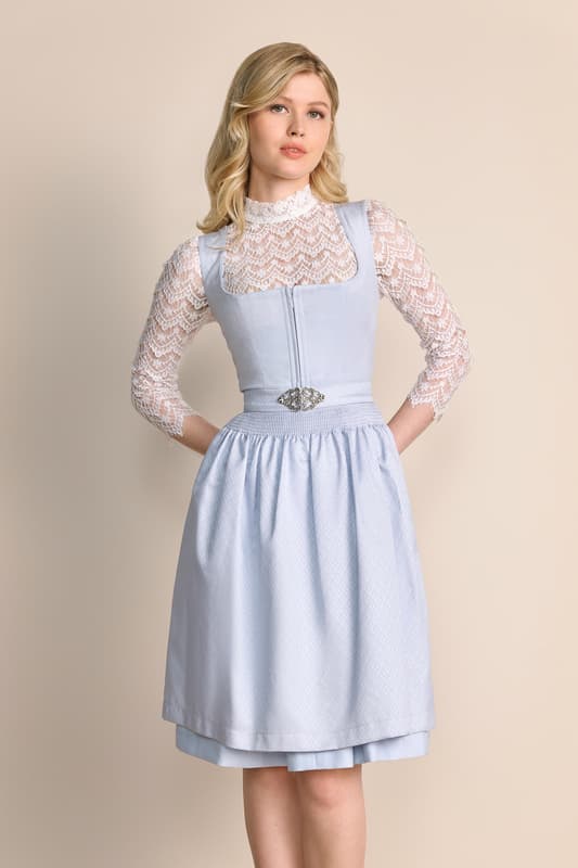 Elegantes Samtdirndl Alisha aus unserer MADL-Kollektion. Das unifarbene Mieder aus Samt