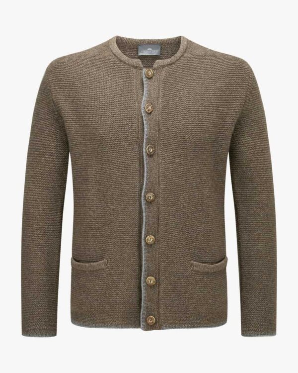 Reinhold Trachten-Strickjacke für Herren von LODENFREY in Hellbraun. DieStrickjacke aus hochwertigem Cashmere-Woll-Mix präsentiert sich.... Mehr Details bei Lodenfrey.com!