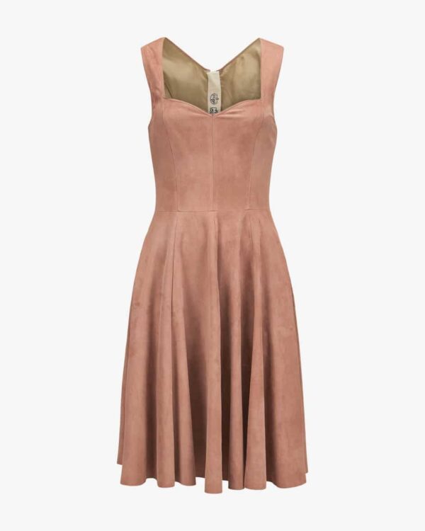 Sally Lederkleid für Damen von Meindl in Altrosa. Das Modell überzeugt dank deshochwertigen Velourleders neben der besonders angenehmen Haptik auch.... Mehr Details bei Lodenfrey.com!